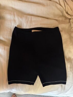 Aya Muse Black Ribbed Bike Shorts with Contrast Stitch